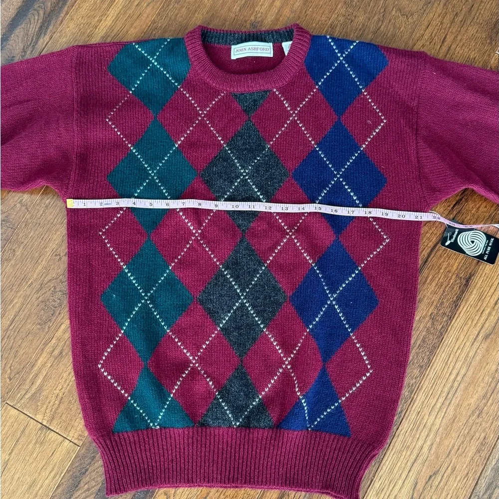 New John Ashford %100 wool crew neck sweater with argyle design size L - Picture 9 of 11